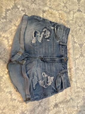 SO Distressed Light Blue Denim Jean Shorts